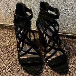 Size 8.5 strappy heel, Just Fab, Zipper on back with wooden block heel.